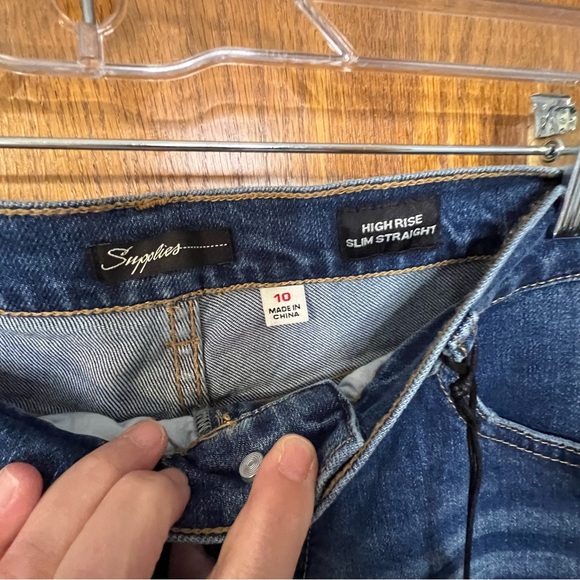 SUPPLIES BY UNION BAY MAREN HI RISE SLIM STRAIGHT LEG JEANS SZ 10 Distressed - Picture 5 of 14